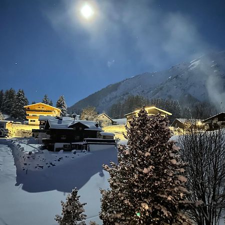 Almtraum Berwang Apartment Bagian luar foto