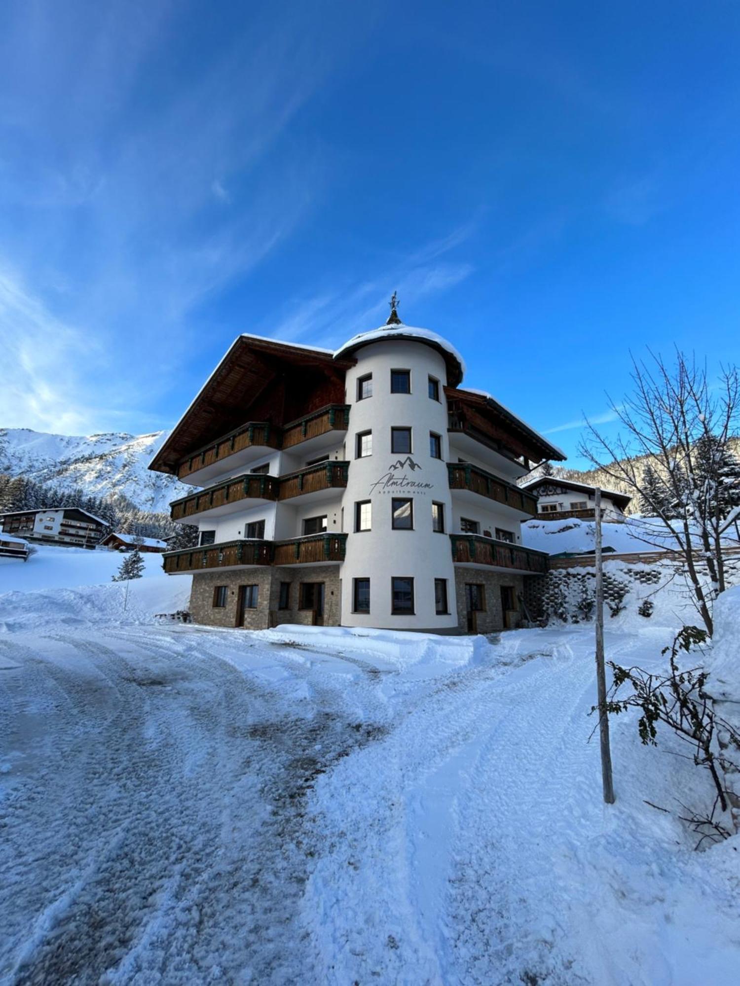 Almtraum Berwang Apartment Bagian luar foto