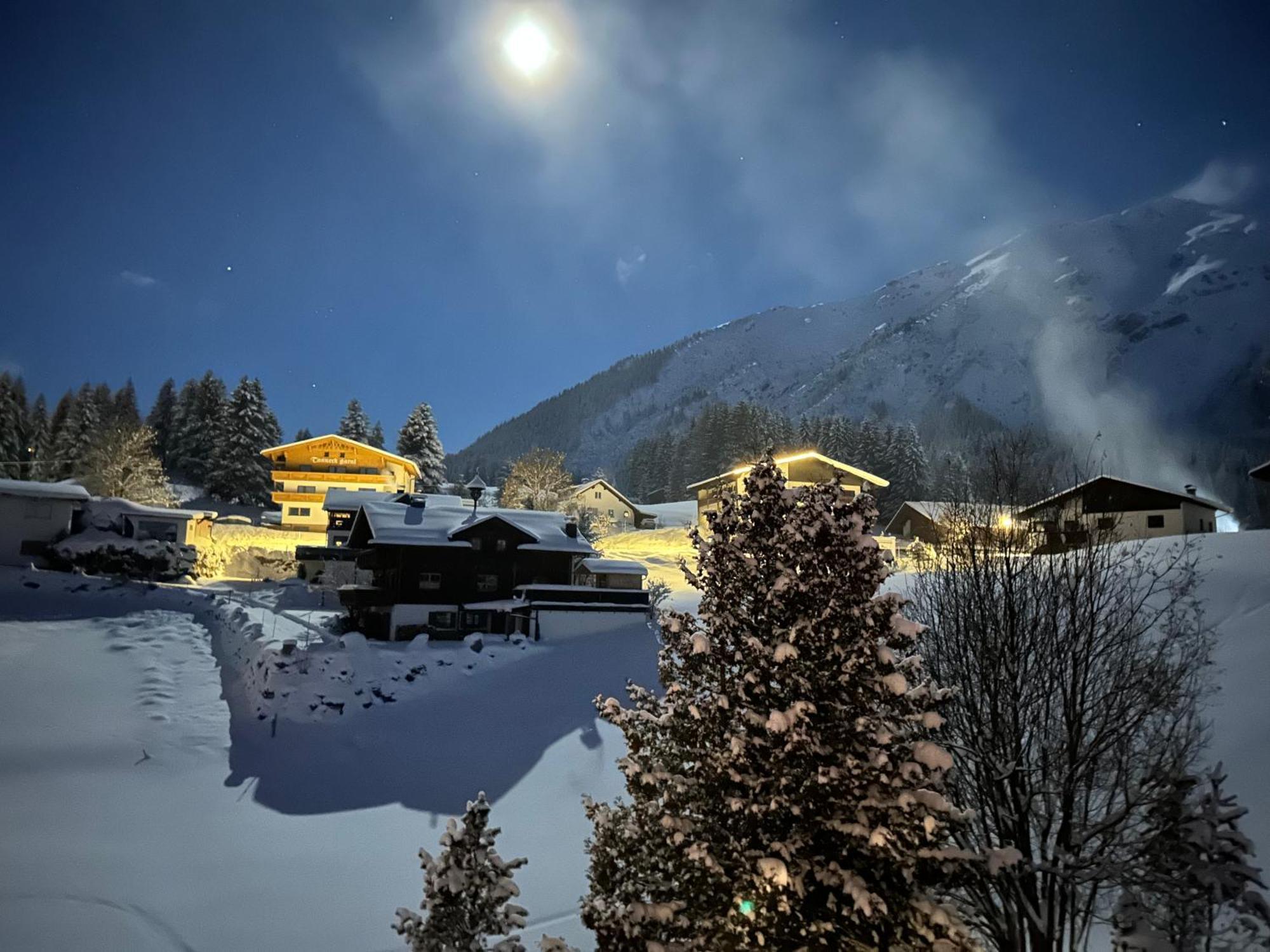 Almtraum Berwang Apartment Bagian luar foto