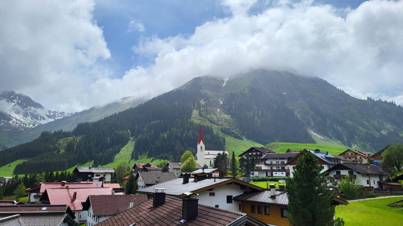 Almtraum Berwang Apartment Bagian luar foto
